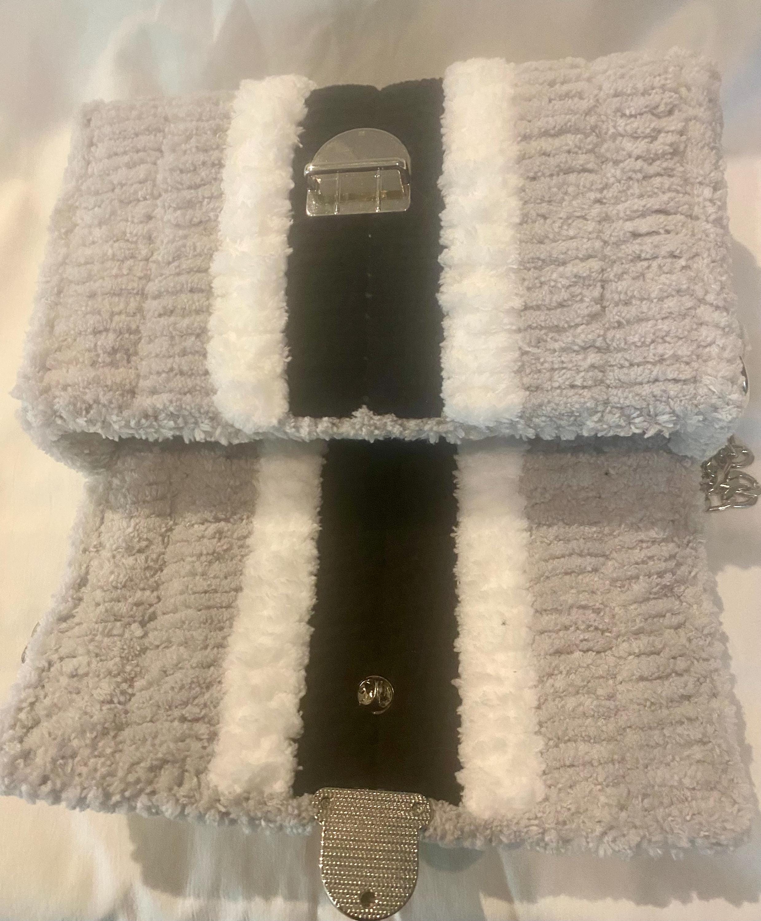 Los Angeles Kings Inspired Crossbody Purse – Handmade Crochet Fan Bag