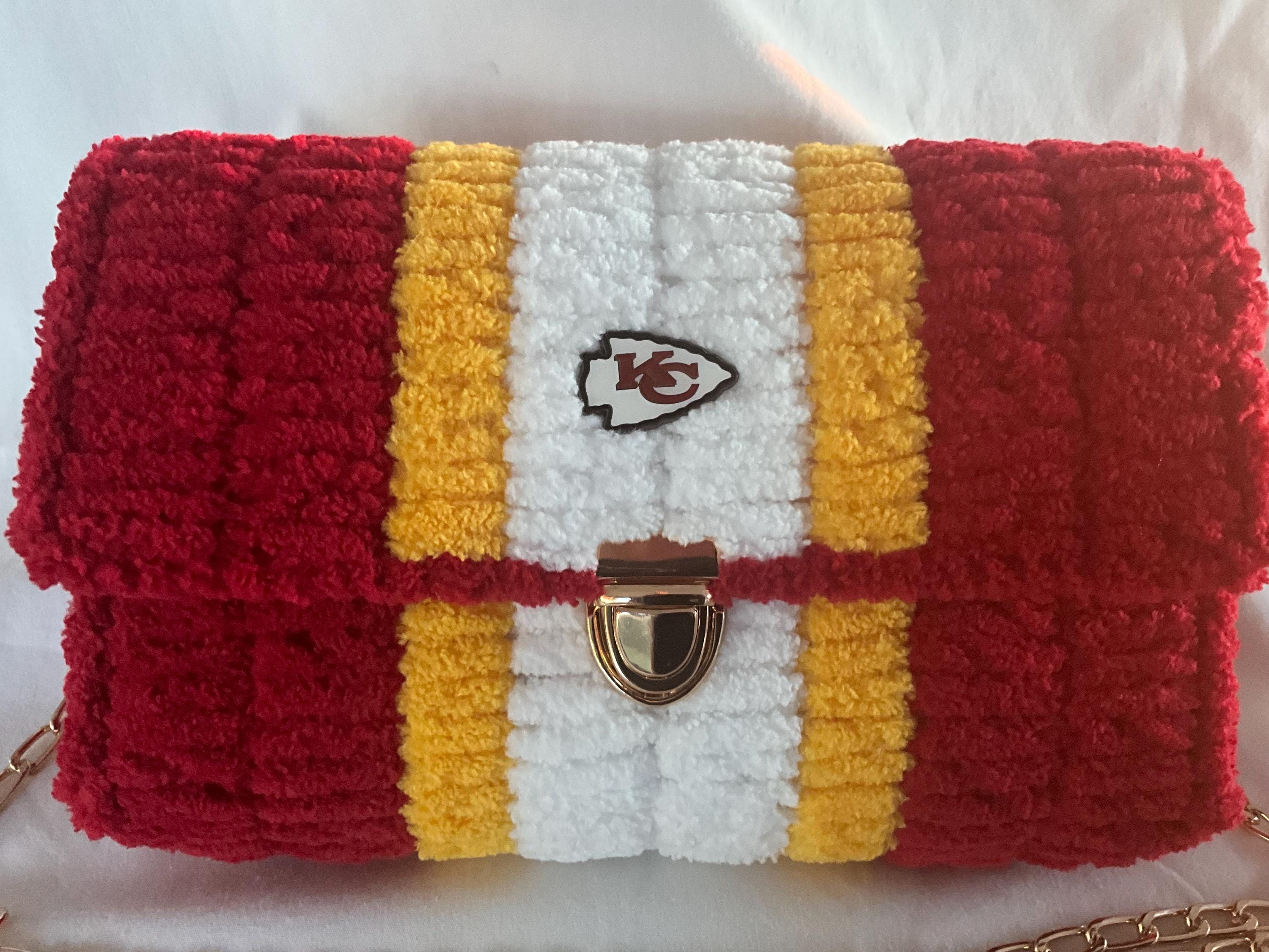 Kansas City Chiefs crossbody purse. Game day ready! Handmade